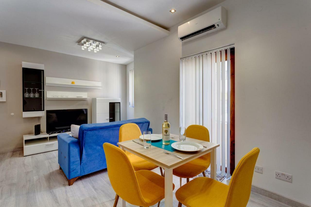 Modern Apartment Just Off The Promenade Sliema Exterior foto