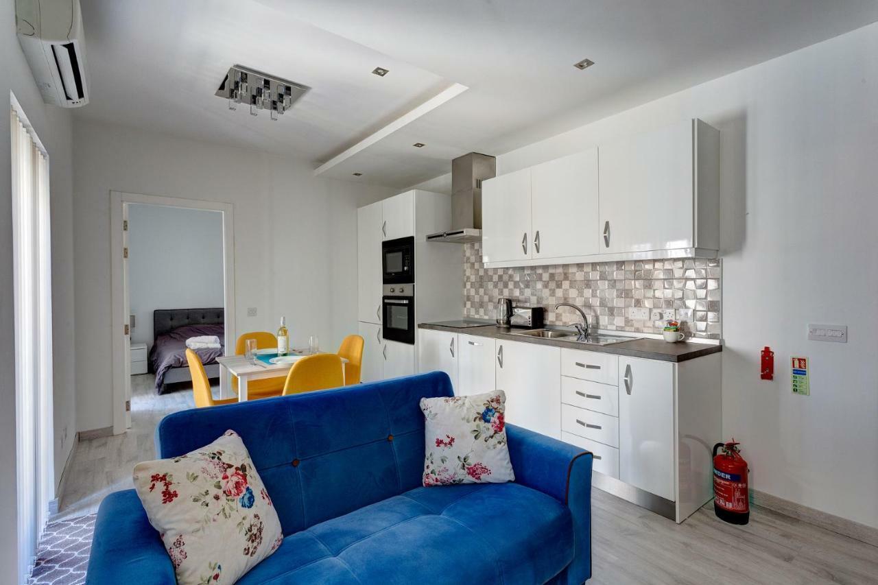 Modern Apartment Just Off The Promenade Sliema Exterior foto