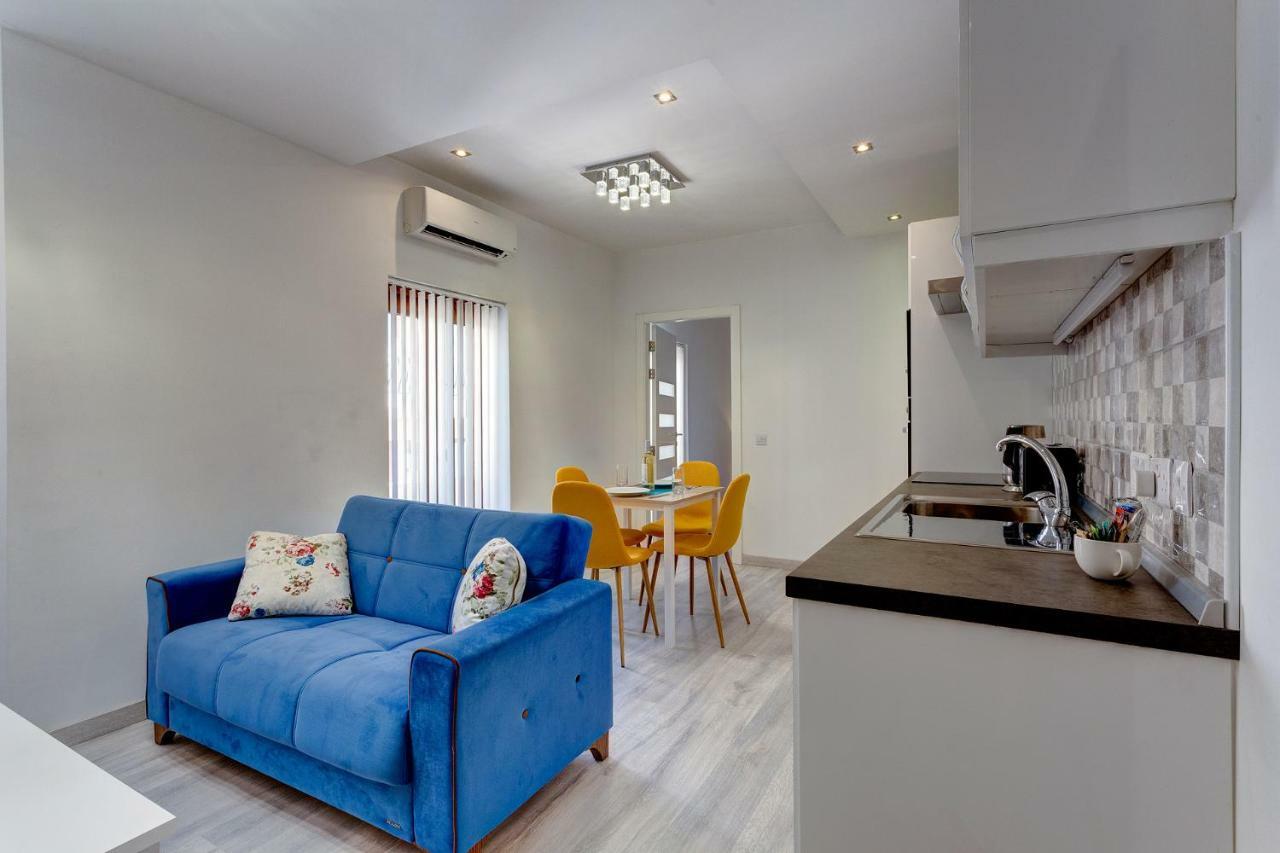 Modern Apartment Just Off The Promenade Sliema Exterior foto